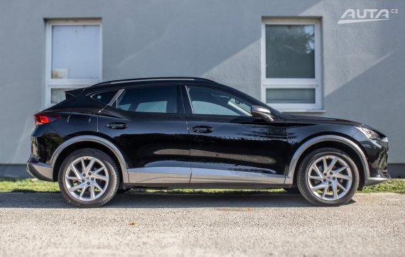 Cupra Formentor 1.4 TSI eHybrid 110kW 2021 DSG / AJ NA SPLÁTKY / PROTIÚČET 2021 černá