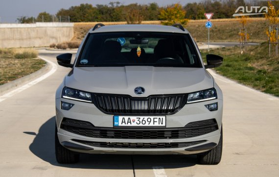 Škoda Karoq 2.0 TDI Sportline 4x4 / 110kW / A7 / ZÁRUKA / AJ NA SPLÁTKY / PROTIÚČET 2020 šedá