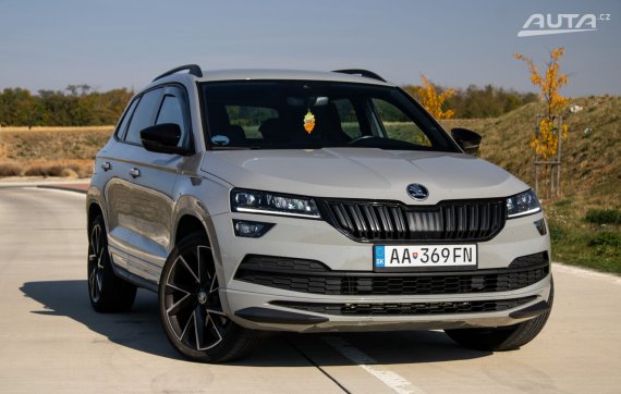 Škoda Karoq 2.0 TDI Sportline 4x4 / 110kW / A7 / ZÁRUKA / AJ NA SPLÁTKY / PROTIÚČET 2020 šedá