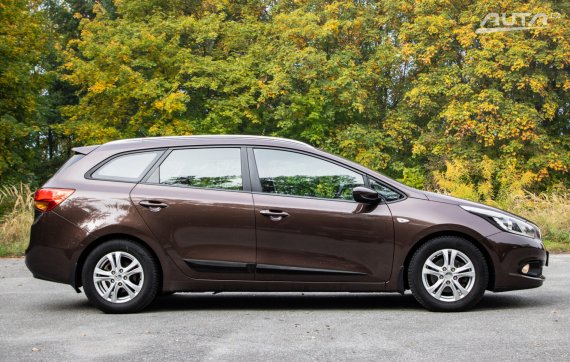 Kia Ceed SW 1.4 CVVT GL, 73 kW, M6, 5d. / AJ NA SPLÁTKY / PROTIÚČET / 2014 hnědá