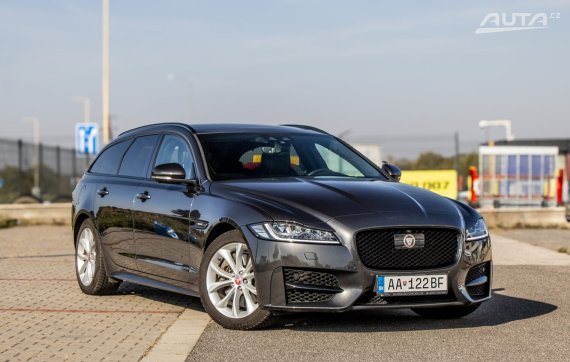 Jaguar XF 2.0 R-Sport AWD 221kW AT/8 2020 / AJ NA SPLÁTKY / PROTIÚČET 2020 šedá