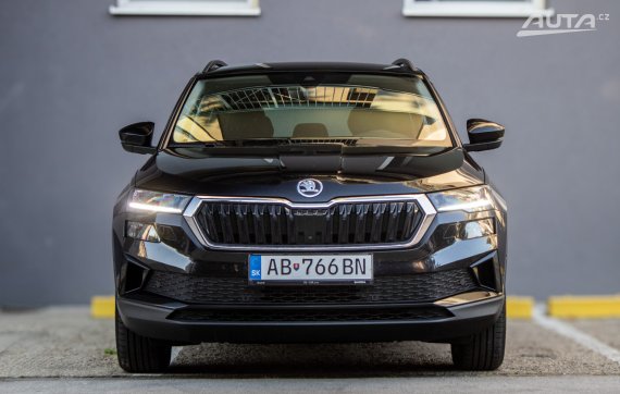 Škoda Karoq 2.0 TDI Tour 85kW AT/7 2022 / AJ NA SPLÁTKY / PROTIÚČET 2022 černá