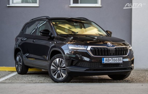 Škoda Karoq 2.0 TDI Tour 85kW AT/7 2022 / AJ NA SPLÁTKY / PROTIÚČET 2022 černá