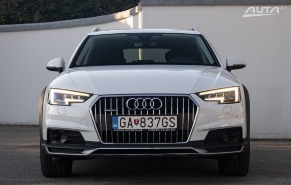 Audi A4 Allroad 2.0 TDI Quattro S tronic / 140kW / A7 / ZÁRUKA / AJ NA SPLÁTKY / PROTIÚČET 2018 bílá