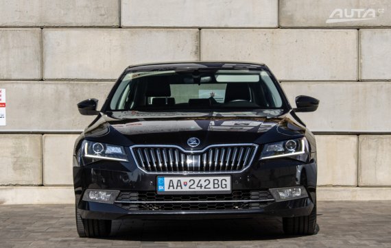 Škoda Superb 2.0 TDI L&amp;K 4x4 / 140kW / A6 / ZÁRUKA / AJ NA SPLÁTKY / PROTIÚČET 2017 černá