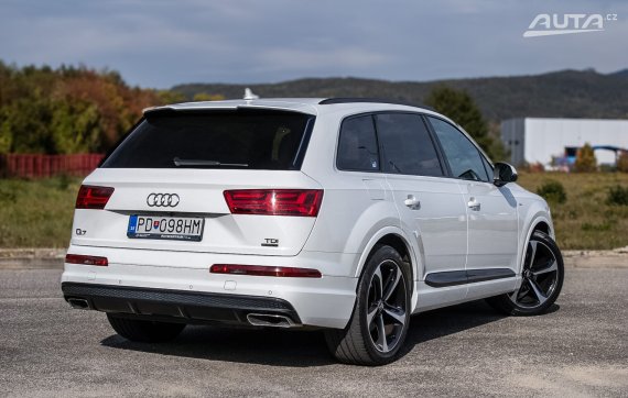 Audi Q7 3.0 TDI Quattro S-Line 200kW 2018 / AJ NA SPLÁTKY / PROTIÚČET 2018 bílá
