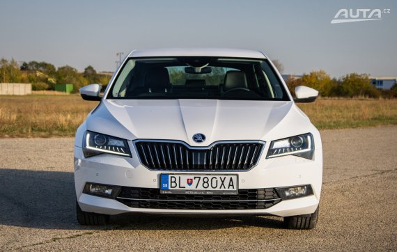 Škoda Superb 2.0 TDI Style DSG, 110kW, A7 / AJ NA SPLÁTKY / PROTIÚČET / 2019 bílá