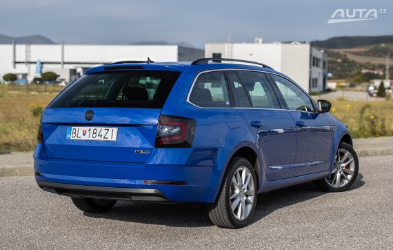 Škoda Octavia Combi 2.0 TDI RS 135kW 4x4 AT/7 2019 / AJ NA SPLÁTKY / PROTIÚČET 2019 modrá