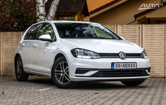 Volkswagen Golf 7 1.0 TSI 63kW MT/5 2018 / AJ NA SPLÁTKY / PROTIÚČET 2018 bílá