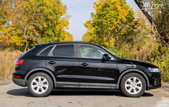 Audi Q3 2.0 TDI / 110kW / M6 / ZÁRUKA / AJ NA SPLÁTKY / PROTIÚČET 2015 černá