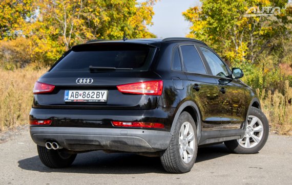 Audi Q3 2.0 TDI / 110kW / M6 / ZÁRUKA / AJ NA SPLÁTKY / PROTIÚČET 2015 černá