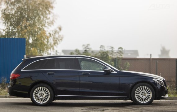 Mercedes-Benz C trieda Kombi 250 d 4MATIC 2018 AT/9 150kW / AJ NA SPLÁTKY / PROTIÚČET 2018 modrá