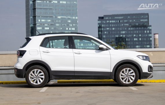 Volkswagen T-Cross 1.0 TSI Life DSG / 81kW / A7 / ZÁRUKA / AJ NA SPLÁTKY / PROTIÚČET 2022 bílá