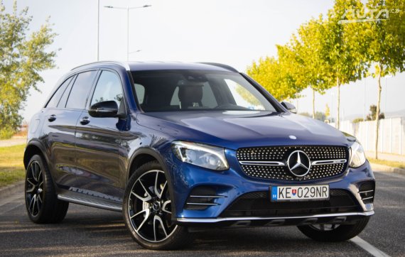 Mercedes-Benz GLC SUV AMG 43 4MATIC 2016 modrá