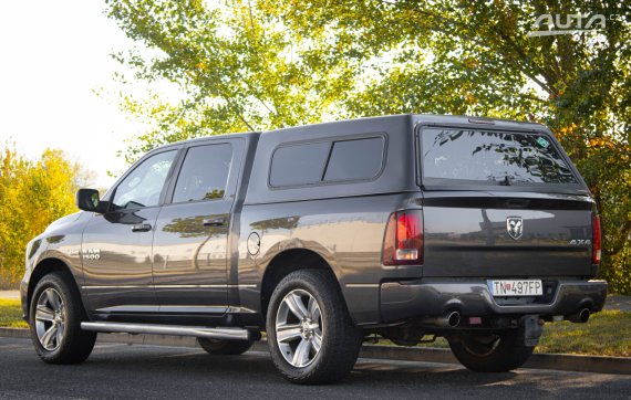 Dodge RAM 1500 5.7 HEMI LPG 2015 šedá