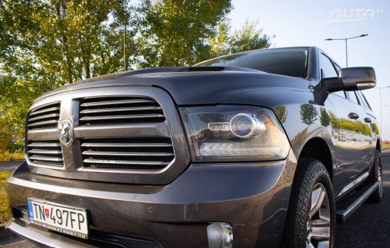 Dodge RAM 1500 5.7 HEMI LPG 2015 šedá