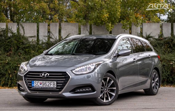 Hyundai i40 CW 1.7 CRDi / 140kW / A7 / ZÁRUKA / AJ NA SPLÁTKY / PROTIÚČET 2017 - hlavní pohled