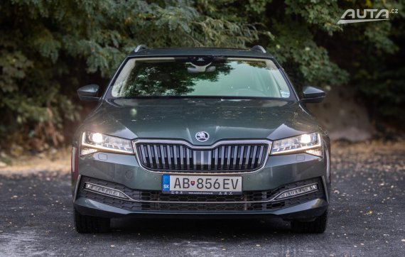 Škoda Superb Combi 2.0 TSI Laurin Klement 4x4 200kW AT/7 2020 / AJ NA SPLÁTKY / PROTIÚČET 2020 zelená