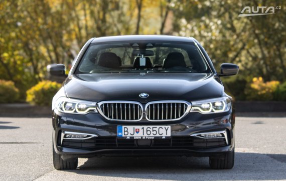 BMW Rad 5 G31 530d xDrive Luxury Line / 195kW / A8 / ZÁRUKA / AJ NA SPLÁTKY / PROTIÚČET 2017 hnědá