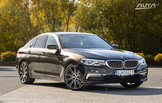 BMW Rad 5 G31 530d xDrive Luxury Line / 195kW / A8 / ZÁRUKA / AJ NA SPLÁTKY / PROTIÚČET 2017 hnědá