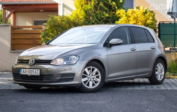 Volkswagen Golf 2.0 TDI Comfortline / 81kW / M5 / ZÁRUKA / AJ NA SPLÁTKY / PROTIÚČET