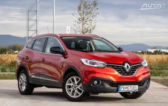 Renault Kadjar Energy TCe Limited / 96kW / M6 / ZÁRUKA / AJ NA SPLÁTKY / PROTIÚČET 2018 červená