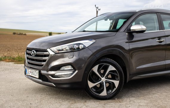 Hyundai Tucson 2.0 CRDi HP Premium 4x4 / 136kW / A6 / ZÁRUKA / AJ NA SPLÁTKY / PROTIÚČET 2016 šedá