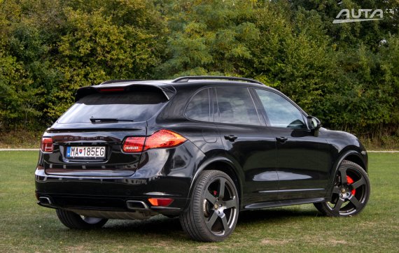 Porsche Cayenne Diesel Tiptronic S / 176kW / A8 / ZÁRUKA / AJ NA SPLÁTKY / PROTIÚČET 2011 černá