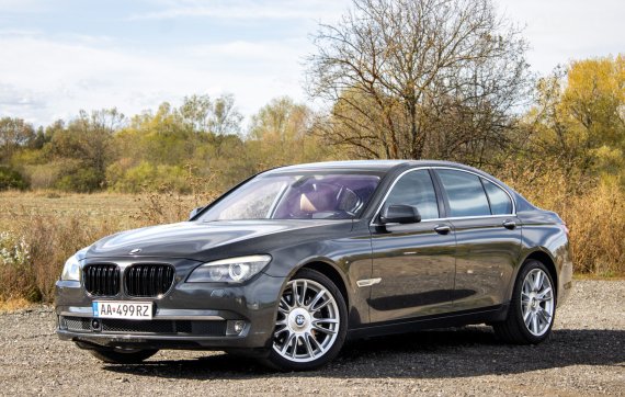 BMW Rad 7 F01 730d / 180kW / A6 / AJ NA SPLÁTKY / PROTIÚČET