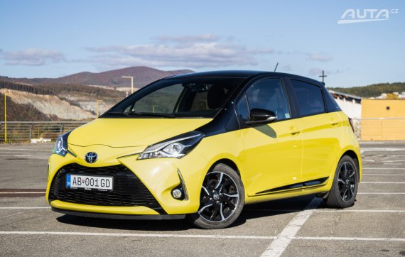 Toyota Yaris 1.5 VVT-iE Selection, 82kW (2017) / AJ NA SPLÁTKY / PROTIÚČET / 2017 - hlavní pohled