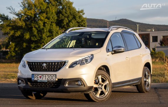 Peugeot 2008 1.2 PureTech Active / 60kW / M5 / ZÁRUKA / AJ NA SPLÁTKY / PROTIÚČET