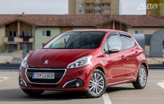 Peugeot 208 1.2 PureTech Active Facelift / 60kW / M5 / ZÁRUKA / AJ NA SPLÁTKY / PROTIÚČET 2016 - hlavní pohled