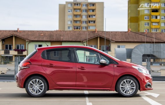 Peugeot 208 1.2 PureTech Active Facelift / 60kW / M5 / ZÁRUKA / AJ NA SPLÁTKY / PROTIÚČET 2016 červená