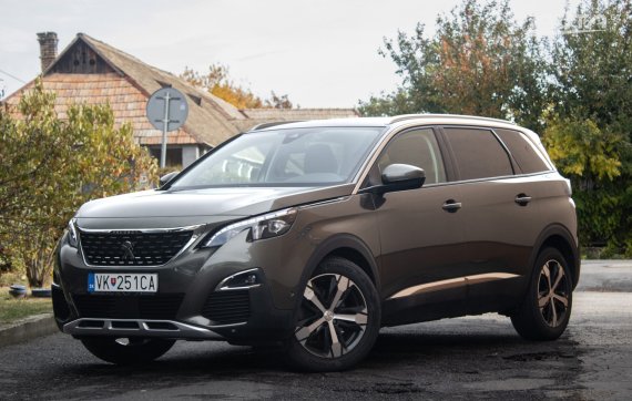Peugeot 5008 1.5 BlueHDi Allure 7m. / 96kW / A8 / ZÁRUKA / AJ NA SPLÁTKY / PROTIÚČET 2019 - hlavní pohled