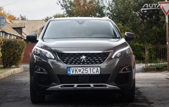 Peugeot 5008 1.5 BlueHDi Allure 7m. / 96kW / A8 / ZÁRUKA / AJ NA SPLÁTKY / PROTIÚČET 2019 šedá
