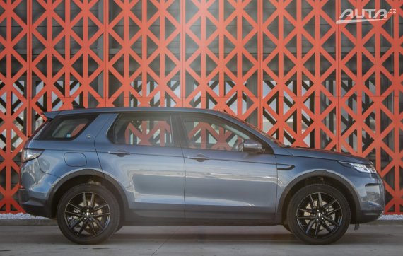Land Rover Discovery Sport P300E 2022 147kW AT/9 PHEV 4x4 / AJ NA SPLÁTKY / PROTIÚČET 2022 modrá