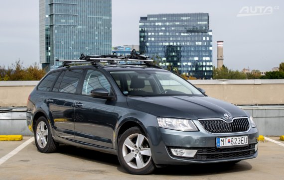 Škoda Octavia Combi 1.6 TDI Active / 81kW / M5 / ZÁRUKA / AJ NA SPLÁTKY / PROTIÚČET 2015 šedá