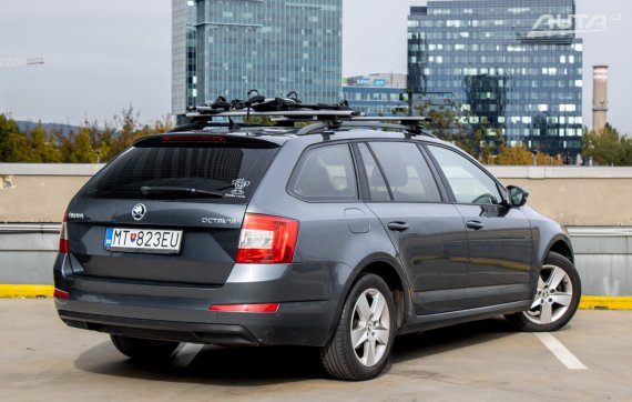 Škoda Octavia Combi 1.6 TDI Active / 81kW / M5 / ZÁRUKA / AJ NA SPLÁTKY / PROTIÚČET 2015 šedá