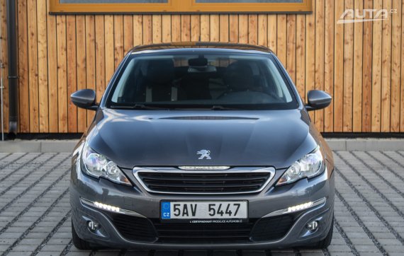 Peugeot 308 SW 1.6 BlueHDI, 88kW (2016) 2016 šedá