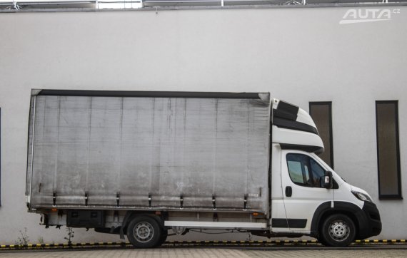 Peugeot Boxer 2.0 120kW MT/6 2019 / AJ NA SPLÁTKY / PROTIÚČET 2019 bílá