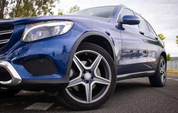 Mercedes-Benz GLC SUV 250d 4MATIC 2017 modrá