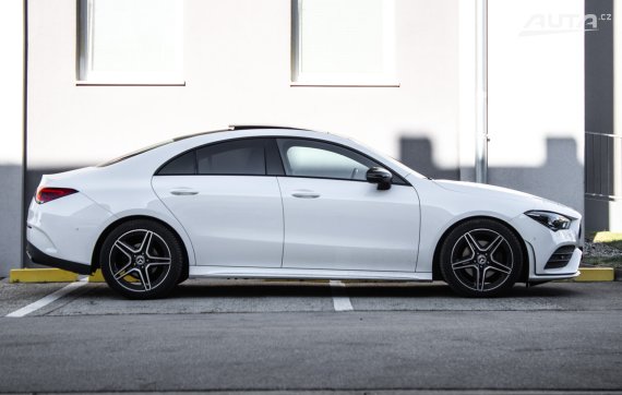 Mercedes-Benz CLA Kupé 180 2020 AT/7 100kW / AJ NA SPLÁTKY / PROTIÚČET 2020 bílá