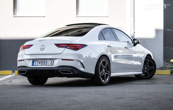 Mercedes-Benz CLA Kupé 180 2020 AT/7 100kW / AJ NA SPLÁTKY / PROTIÚČET 2020 bílá