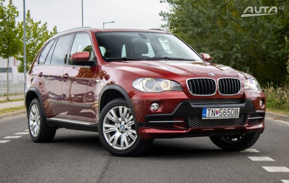 BMW X5 E70 30d xDrive / 173kW / A6 / AJ NA SPLÁTKY / PROTIÚČET 2009 červená