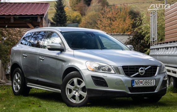 Volvo XC60 D3 AWD Ocean Race, 120kW (2011) / AJ NA SPLÁTKY / PROTIÚČET / 2011 stříbrná metalíza