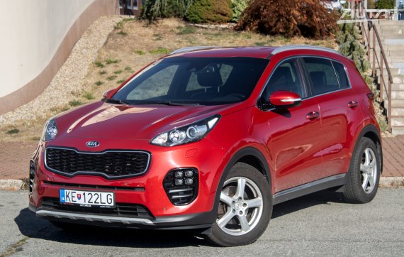 Kia Sportage 1.7 CRDi 2WD GT-Line / 104kW / A7 / ZÁRUKA / AJ NA SPLÁTKY / PROTIÚČET 2017 - hlavní pohled