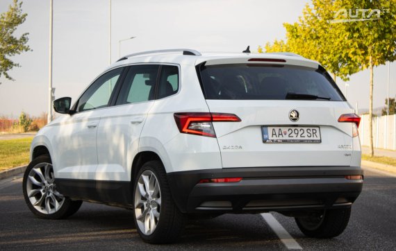Škoda Karoq 2,0 TDI DSG 4x4 Style 2018 bílá