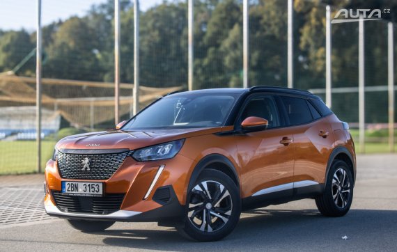 Peugeot 2008 Allure 2021 74kW 2021 - hlavní pohled