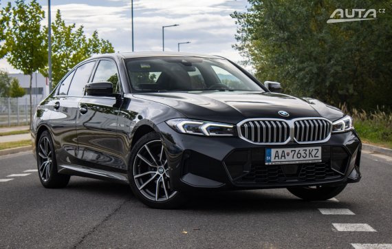 BMW Rad 3 320i xDrive M packet A/T, 135kW, A8, 4d. / AJ NA SPLÁTKY / PROTIÚČET / 2023 černá