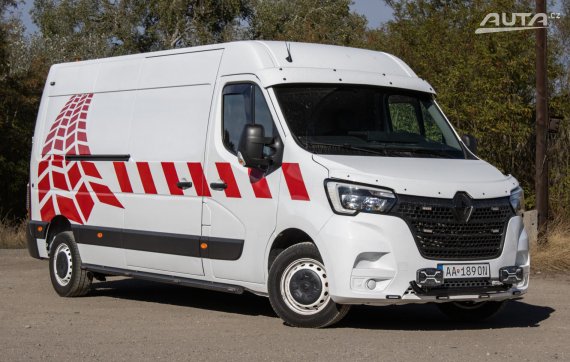 Renault Master 2.3 dCi 135 L3H2 Furgon, 100 kW, M6 / AJ NA SPLÁTKY / PROTIÚČET / 2022 bílá